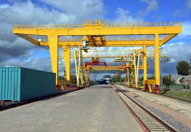 Coimeádán Rothaithe Iarnróid Goliath Crane